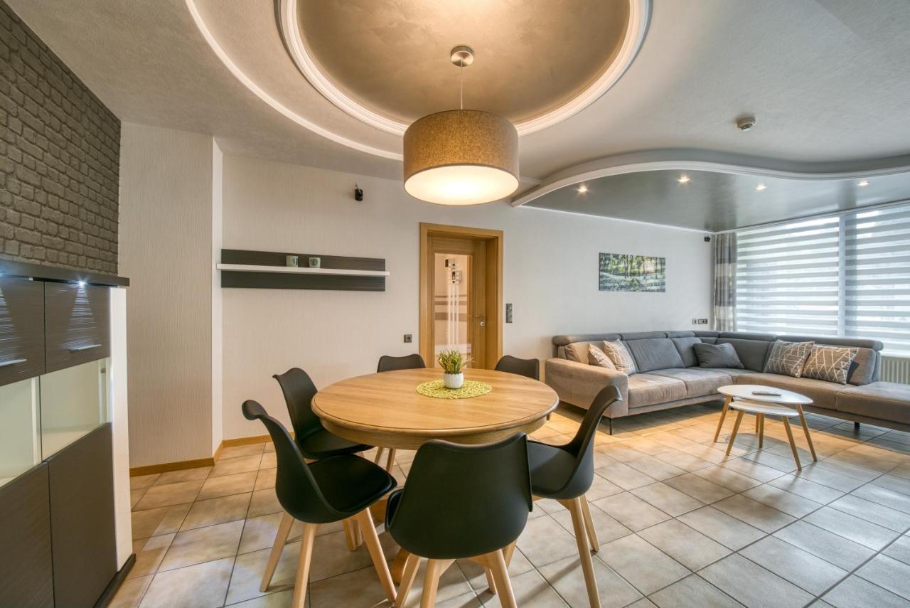 Apartment Haus Tiefenbach ビューリンゲン エクステリア 写真