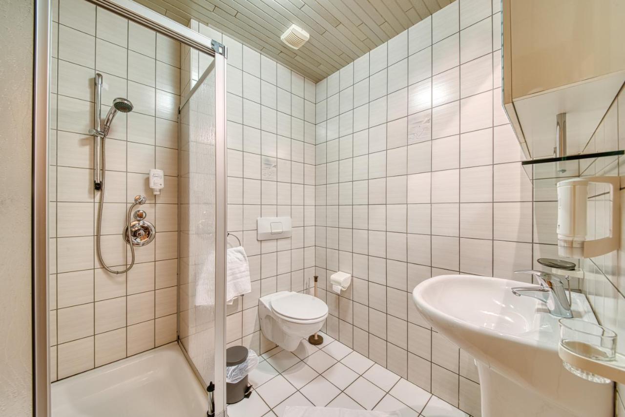 Apartment Haus Tiefenbach ビューリンゲン エクステリア 写真