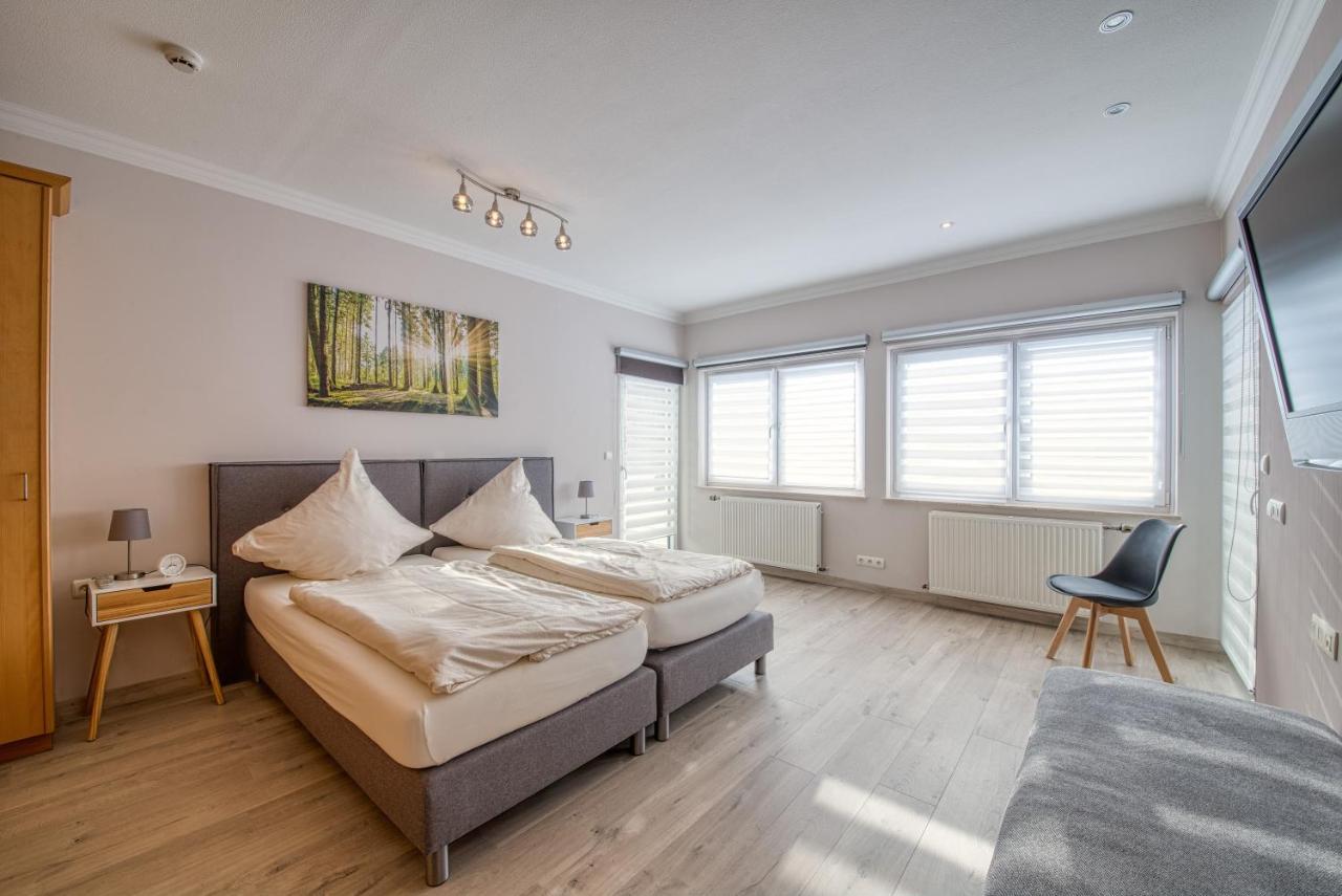 Apartment Haus Tiefenbach ビューリンゲン エクステリア 写真