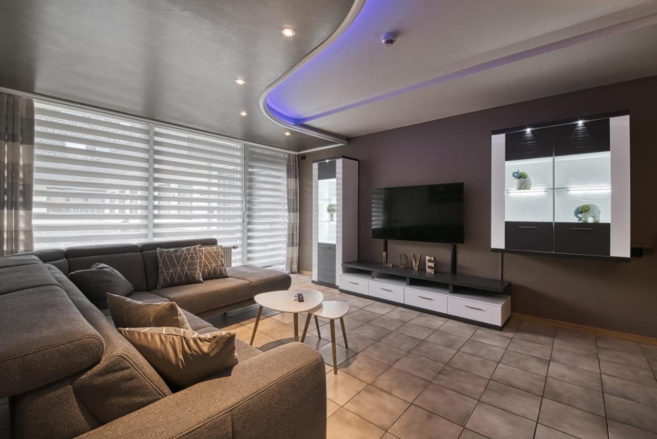 Apartment Haus Tiefenbach ビューリンゲン エクステリア 写真